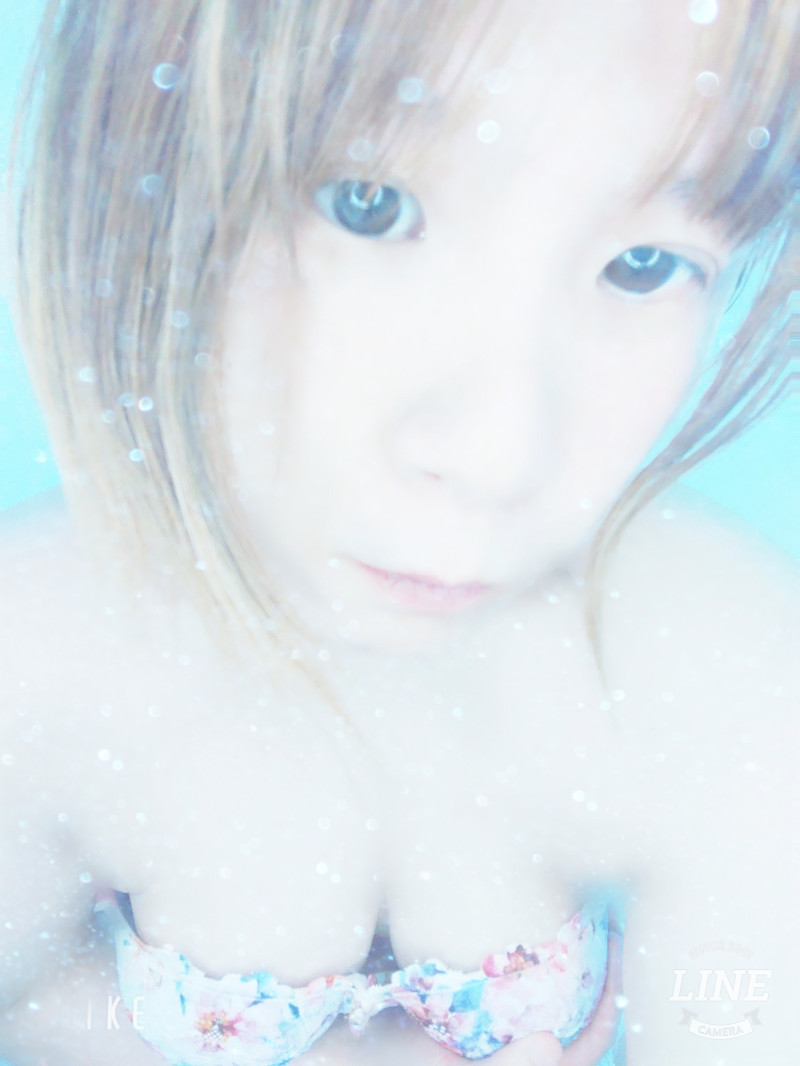 そらの写メ